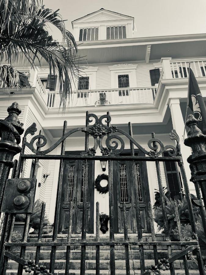 The Dragonfly Treme Guest House New Orleans Exterior photo