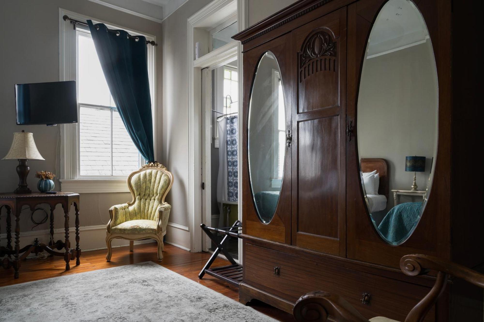 The Dragonfly Treme Guest House New Orleans Exterior photo
