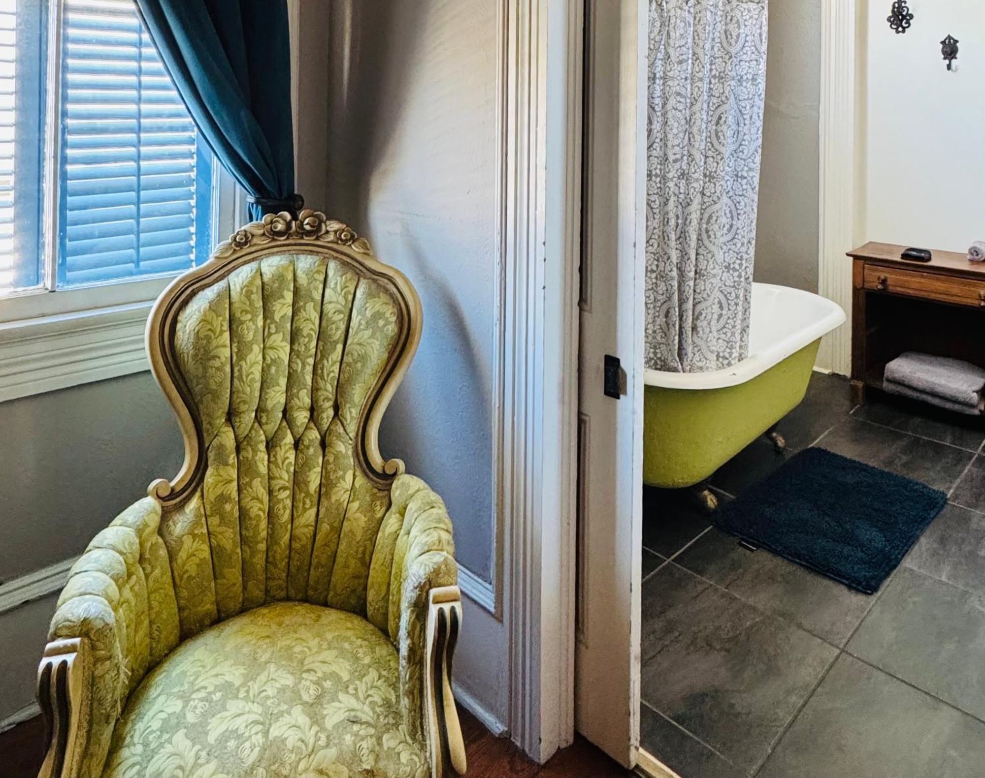 The Dragonfly Treme Guest House New Orleans Exterior photo